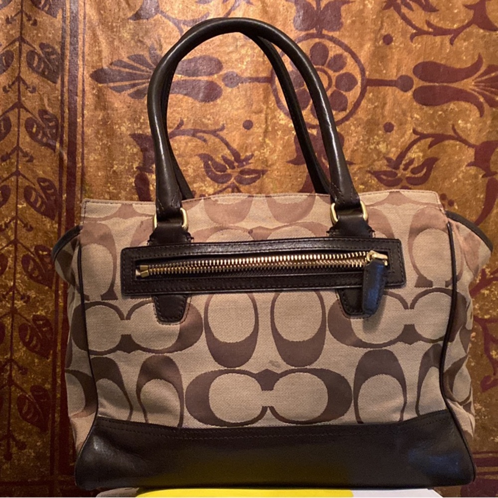 Light brown coach purse